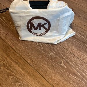 Michael Kors small crossbody voyager bag